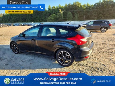 Used 2014 Ford Focus SE w/ Equipment Group 201A FWD image 3