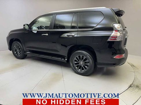 Used 2022 Lexus GX 460 Premium image 3