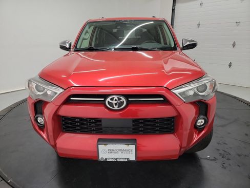 Used 2021 Toyota 4Runner SR5 image 2
