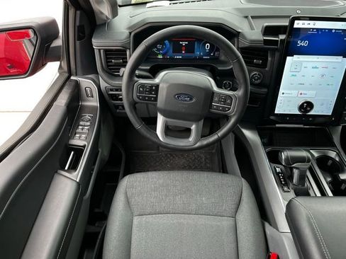 Used 2024 Ford F150 Lightning Flash image 18