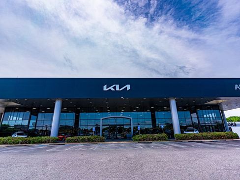 Used 2024 Ford F150 XLT w/ Tow/Haul Package image 57