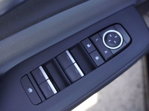 Used 2024 Toyota Prius XLE image 21