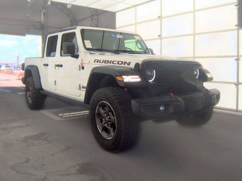 Used 2021 Jeep Gladiator Rubicon w/ Cold Weather Group AWD/4WD image 3