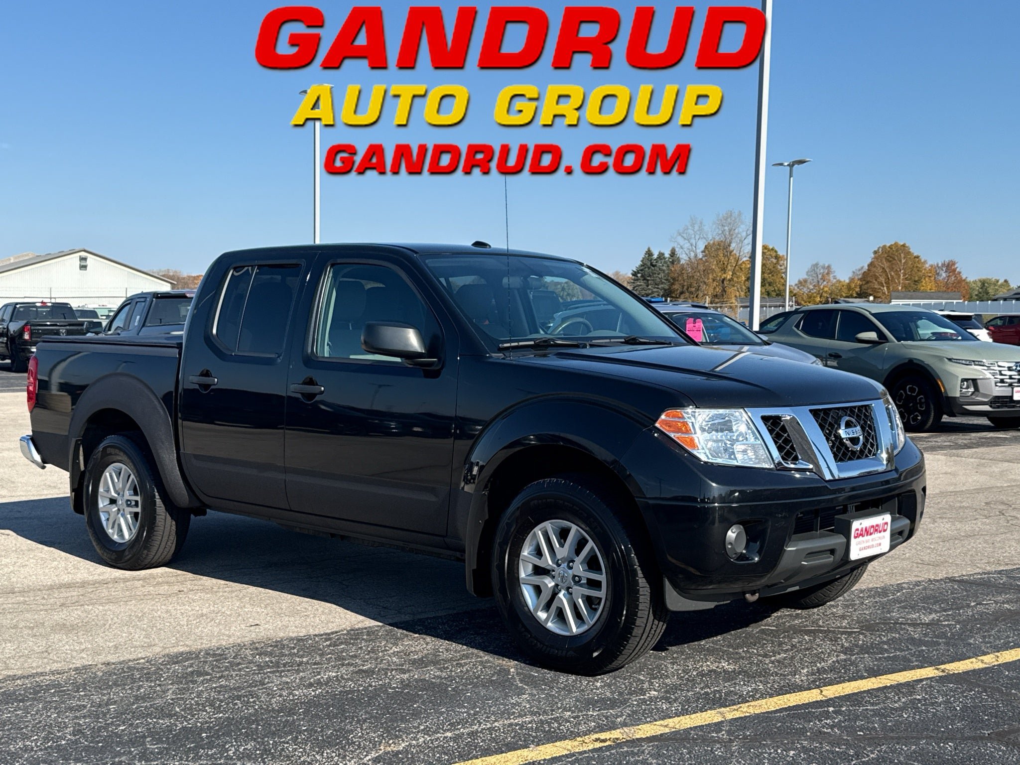 Used 2017 Nissan Frontier SV AWD/4WD image 1