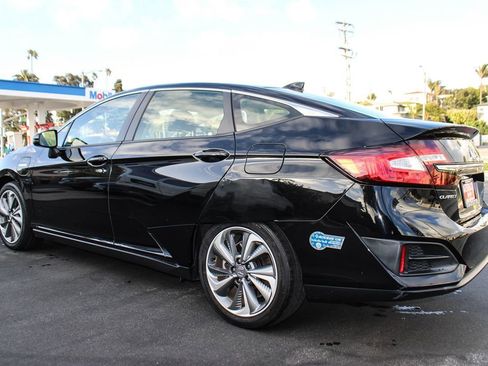 Used 2021 Honda Clarity Touring image 3