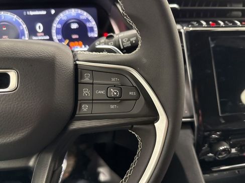New 2026 Jeep Grand Cherokee L Laredo AWD/4WD image 27