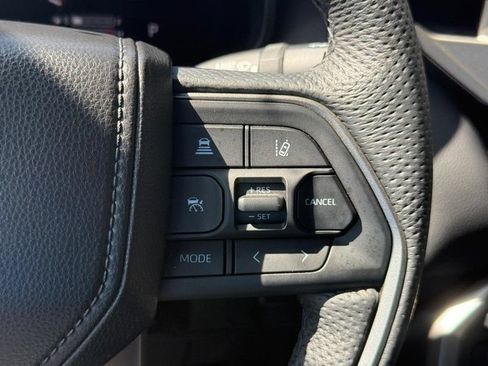 Used 2026 Toyota Tundra Limited AWD/4WD image 21