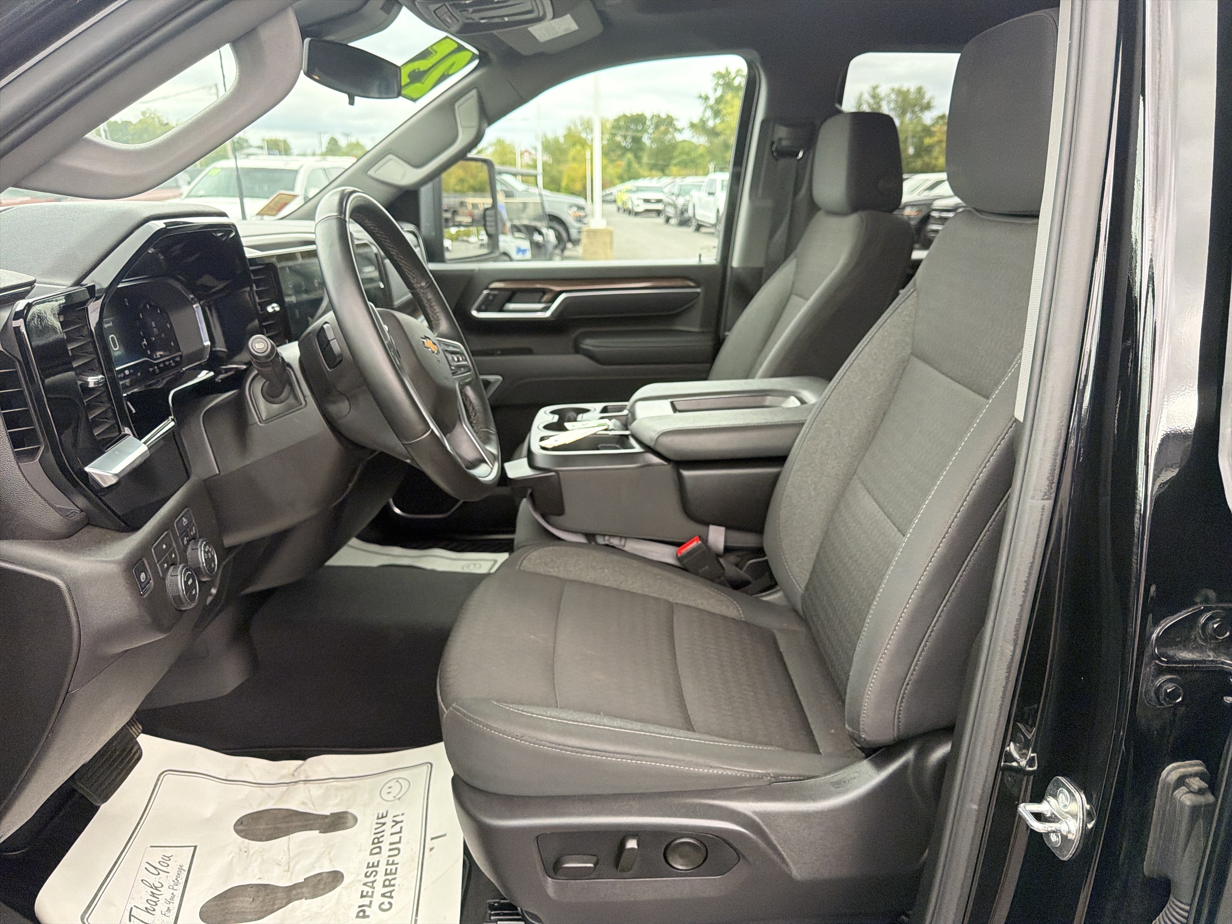 Used 2025 Chevrolet Silverado 2500 LT w/ Convenience Package AWD/4WD image 19