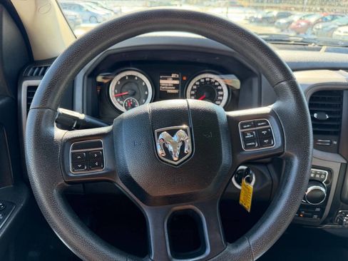 Used 2014 RAM 1500 Express image 20