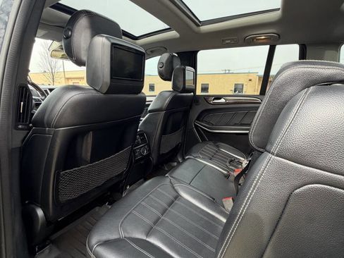 Used 2013 Mercedes-Benz GL 450 4MATIC image 17