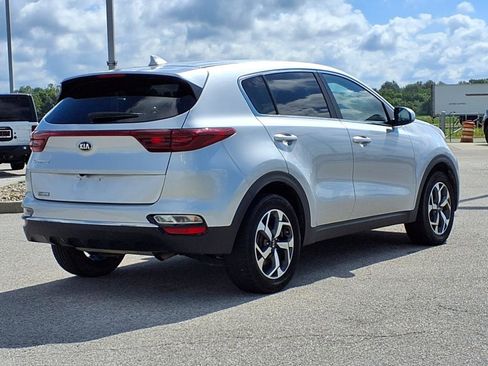 Used 2021 Kia Sportage LX image 2