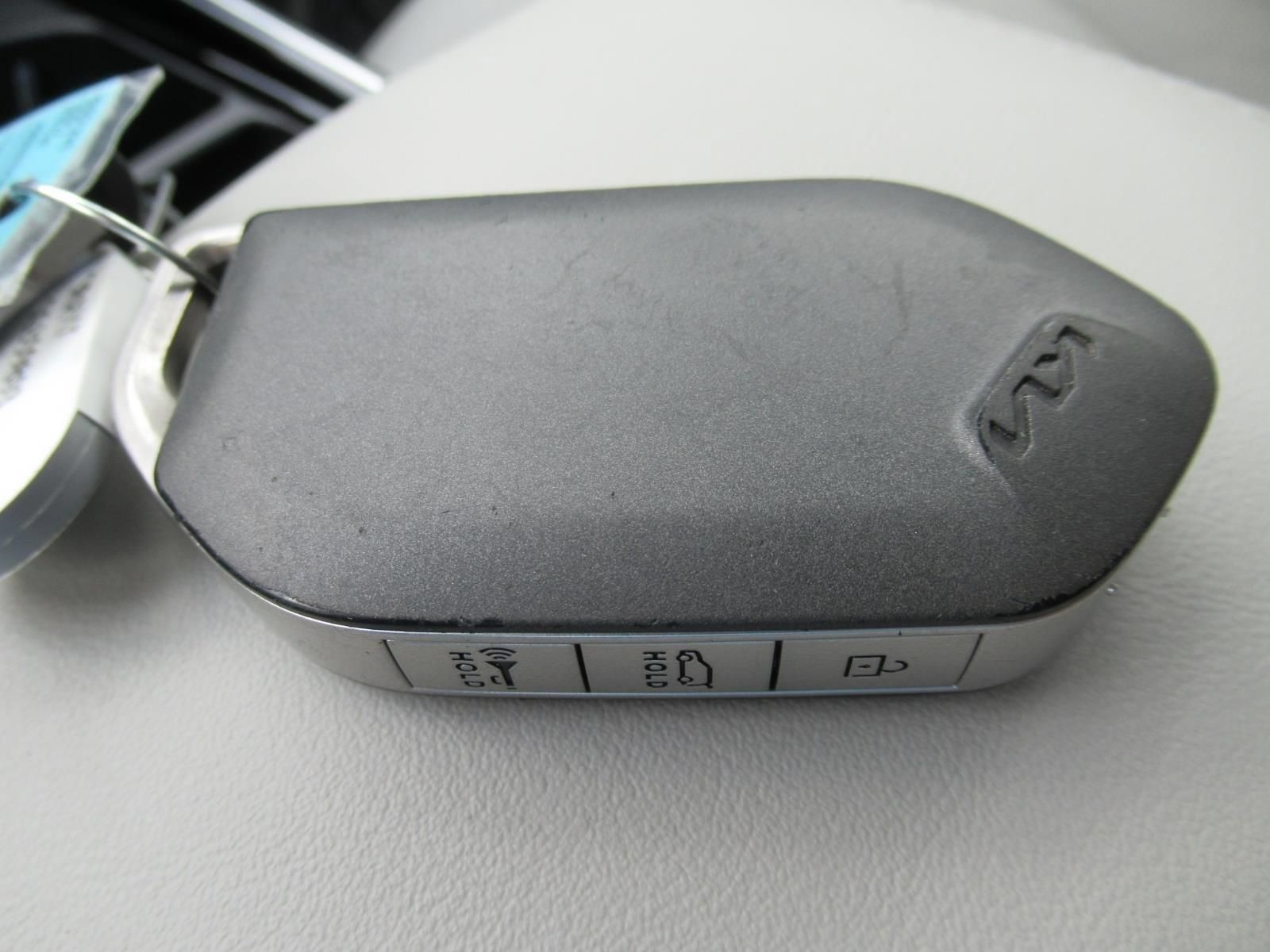 Used 2025 Kia Sorento SX FWD image 34