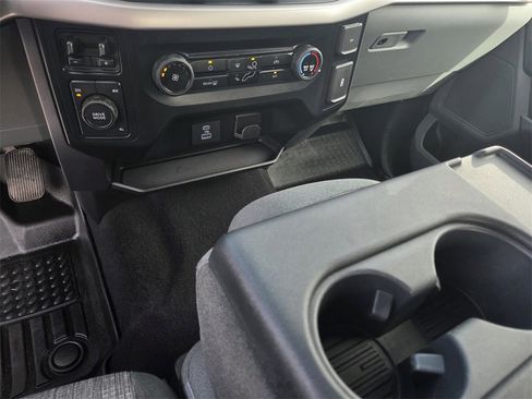 Used 2023 Ford F150 XLT w/ Trailer Tow Package image 13