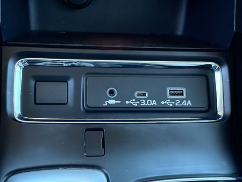 Certified 2023 Subaru Ascent Limited AWD/4WD image 31