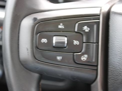 Used 2023 GMC Yukon AT4 w/ AT4 Premium Package AWD/4WD image 25