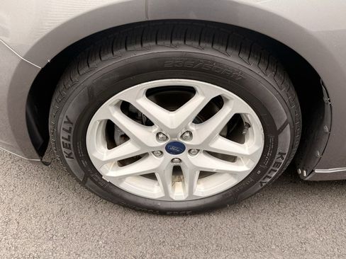 Used 2014 Ford Fusion SE image 35