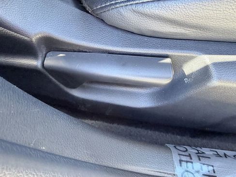 Used 2019 Honda Civic Sport image 11