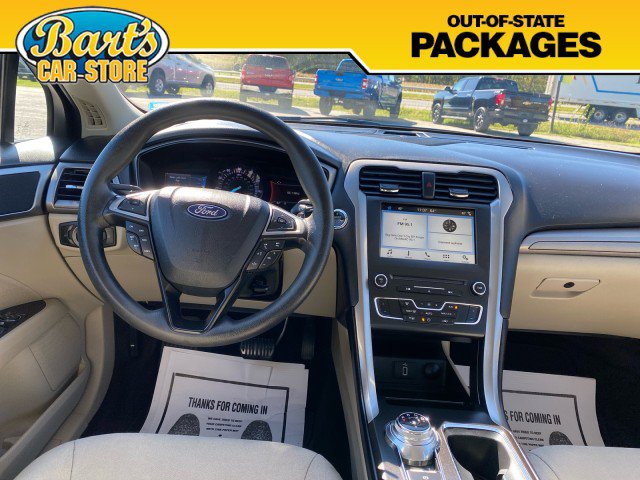 Used 2018 Ford Fusion SE w/ Fusion SE Technology Package FWD image 20