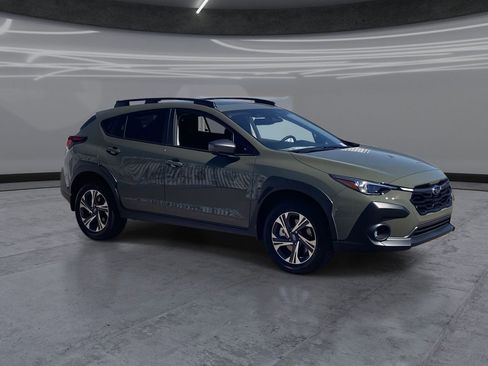 New 2026 Subaru Crosstrek 2.0i Premium image 2