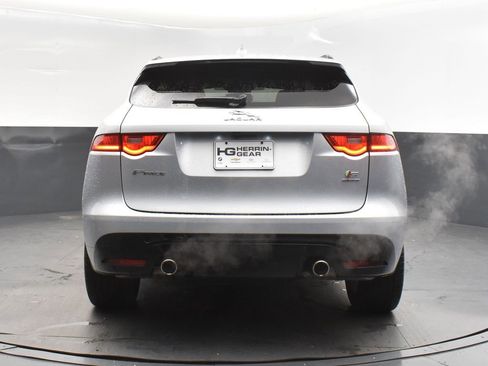 Used 2017 Jaguar F-PACE S image 5