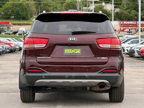 Used 2017 Kia Sorento EX w/ EX Premium Package AWD/4WD image 4