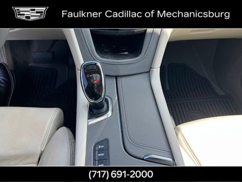 Used 2017 Cadillac XT5 Luxury w/ Driver Awareness Package AWD/4WD image 21