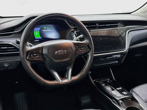 Used 2023 Chevrolet Bolt EUV Premier FWD image 18