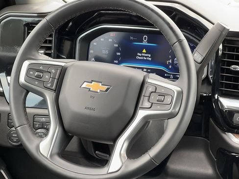 Certified 2024 Chevrolet Silverado 1500 LT AWD/4WD image 13