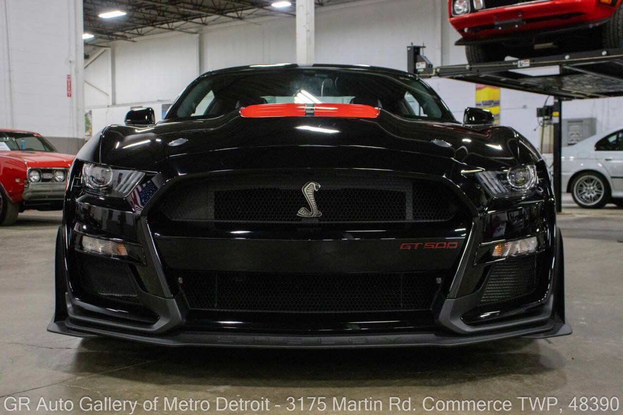 Used 2020 Ford Mustang Shelby GT500 w/ Carbon Fiber Track Pack RWD image 12
