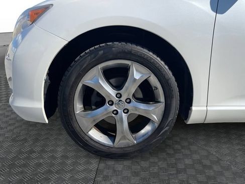 Used 2010 Toyota Venza FWD image 14