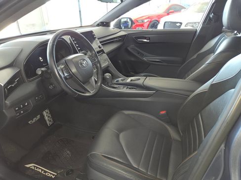 Used 2019 Toyota Avalon Touring w/ All Weather Liner Package FWD image 15