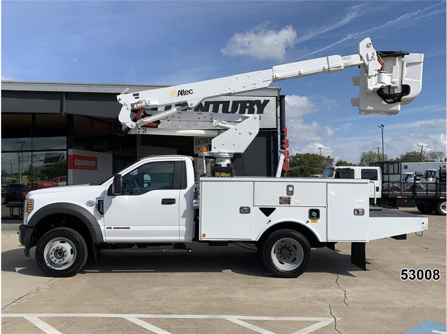 Used 2019 Ford F550 4x4 Regular Cab Super Duty w/ Snow Plow Prep Package image 6