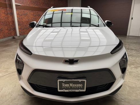 Used 2023 Chevrolet Bolt EUV LT w/ Driver Confidence Package image 9