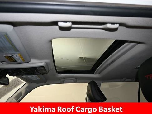 Certified 2021 Toyota 4Runner Venture w/ Moonroof Package AWD/4WD image 22