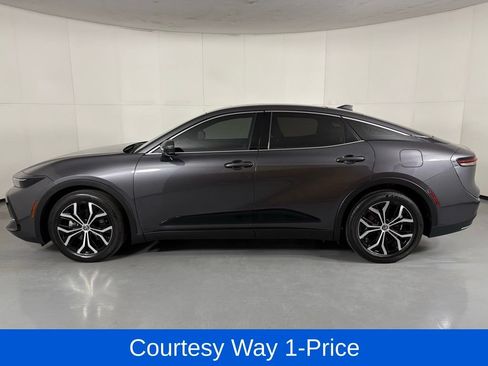 Used 2024 Toyota Crown AWD/4WD image 6