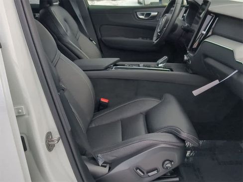 Used 2026 Volvo XC60 B5 Ultra w/ Protection Package Premier image 20