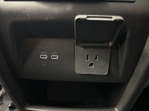 Used 2026 GMC Acadia Elevation w/ Elevation Premium Package image 29