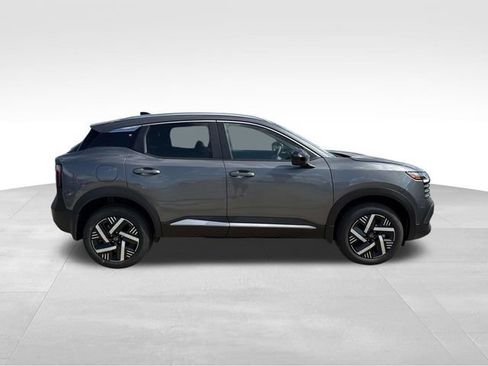 New 2026 Nissan Kicks SV w/ SV Premium Package image 10