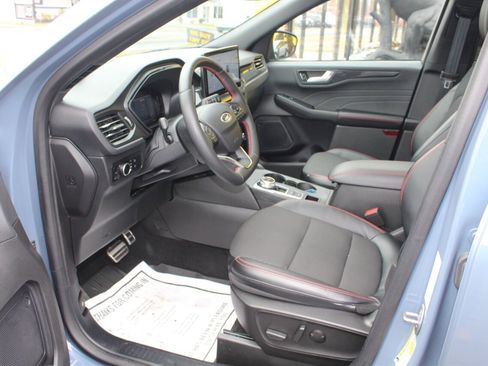 Used 2023 Ford Escape ST-Line w/ Tech Pack #1 image 10