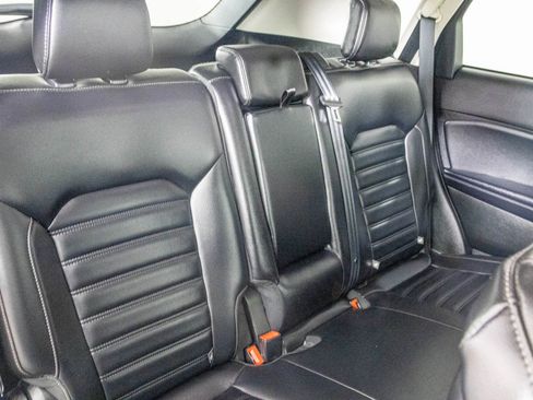 Used 2023 Ford Edge SEL image 36