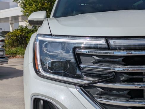 New 2026 Volkswagen Atlas SE FWD image 10