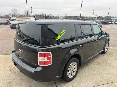 Used 2011 Ford Flex SE image 5