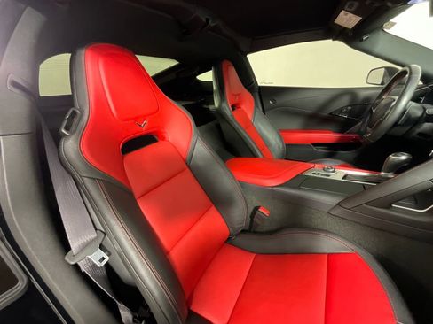 Used 2016 Chevrolet Corvette Stingray Coupe w/ 2LT Preferred Equipment Group RWD image 21