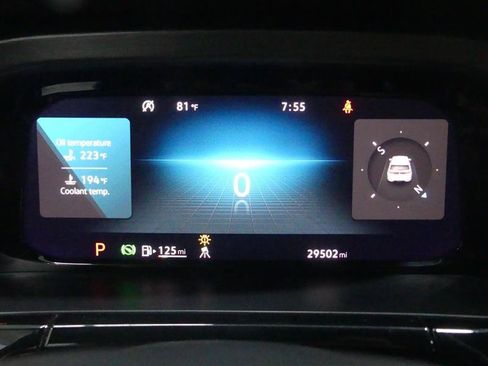 Used 2024 Volkswagen Atlas Cross Sport SE FWD image 32