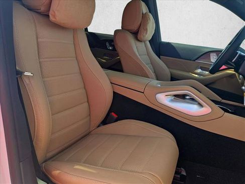 New 2026 Mercedes-Benz GLS 580 4MATIC image 14