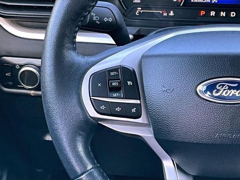Used 2023 Ford Explorer XLT image 11