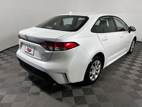 Certified 2026 Toyota Corolla LE FWD image 5