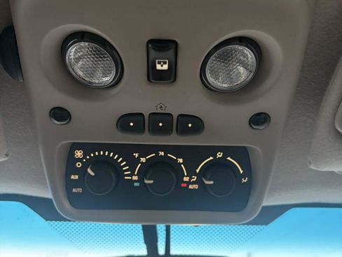 Used 2004 Chevrolet Tahoe Z71 w/ Z71 Preferred Equipment Group image 30