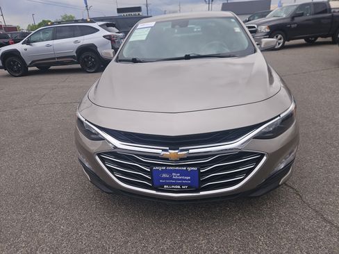 Used 2025 Chevrolet Malibu LT FWD image 8