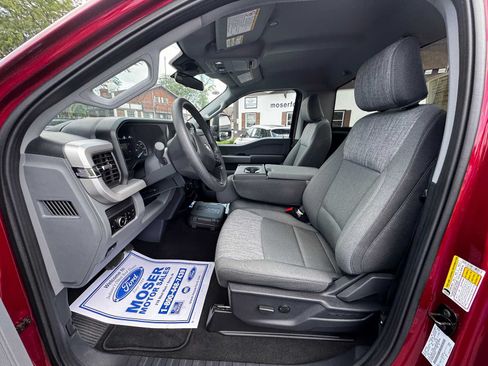 Used 2026 Ford F250 XLT AWD/4WD image 4